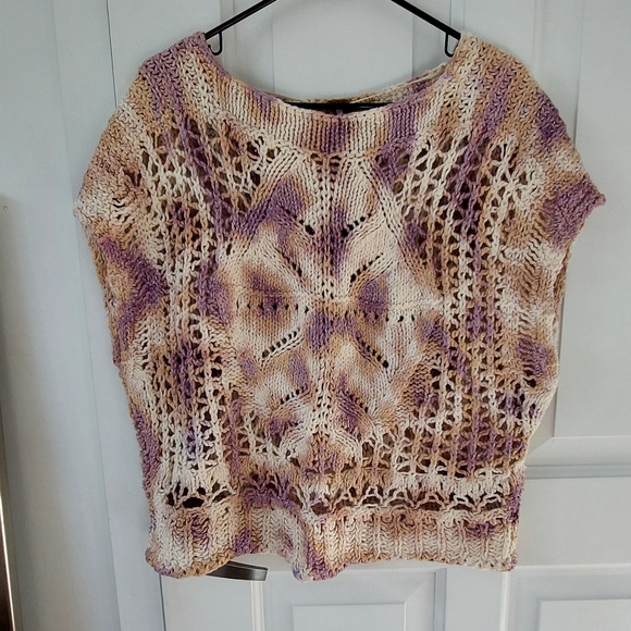 Free People- Tie Dye Women's Crochet Top in Cream and Purple- EUC Sz M - Picture 6 of 8
